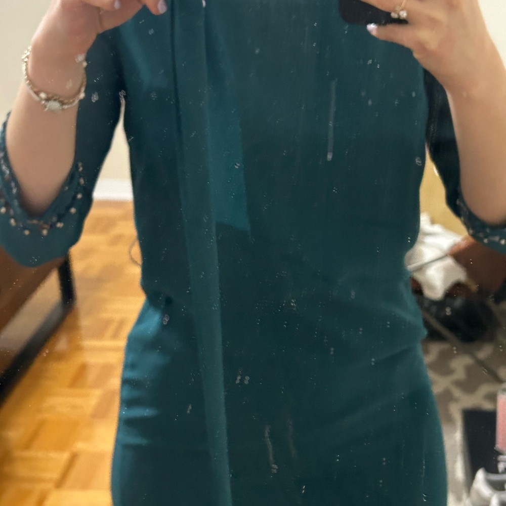 Chic turquoise dress - Picture 2 of 10